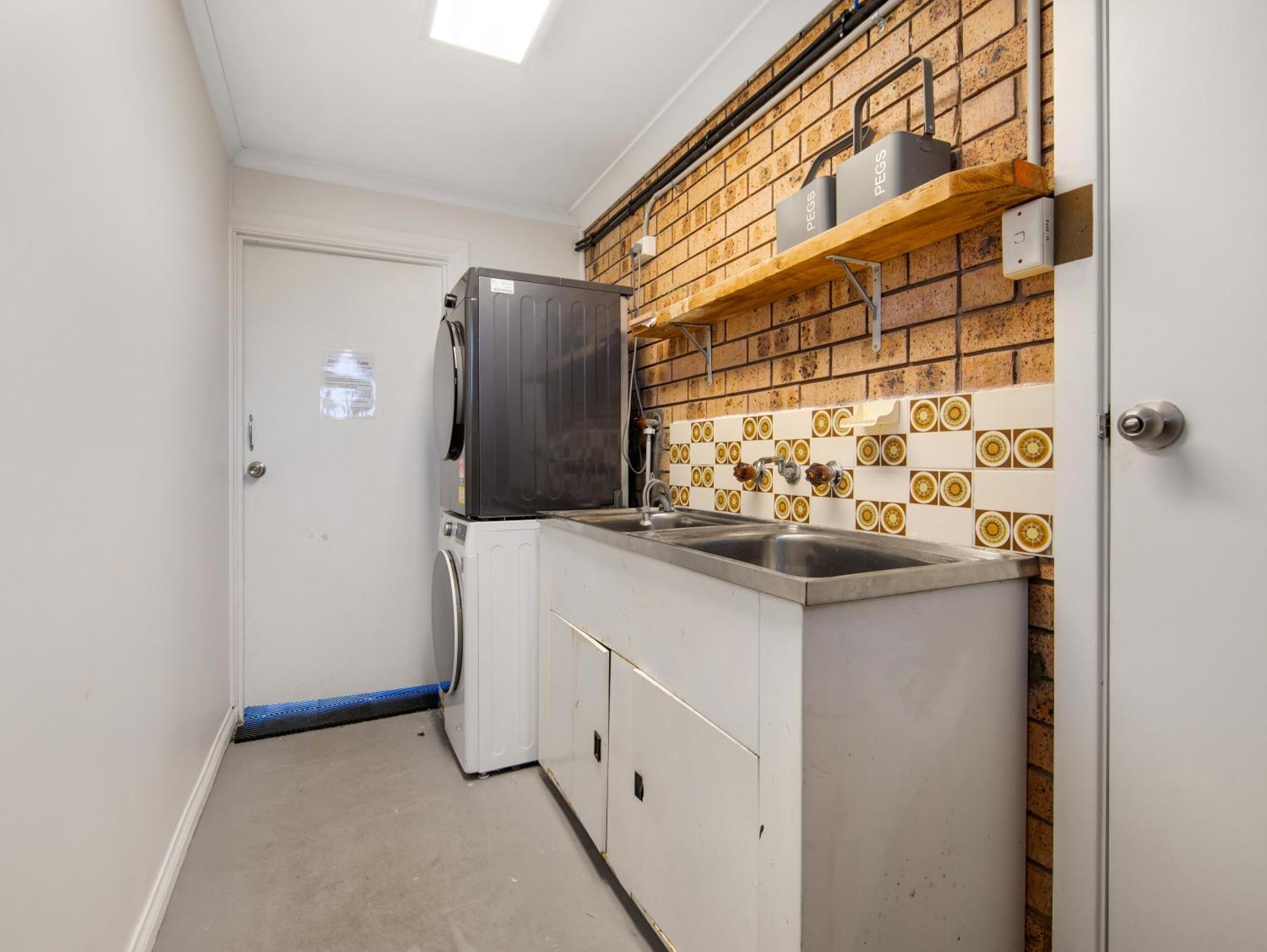 Skyes House - 2 Spas, Sauna, Arcade Games Holiday home Malua Bay